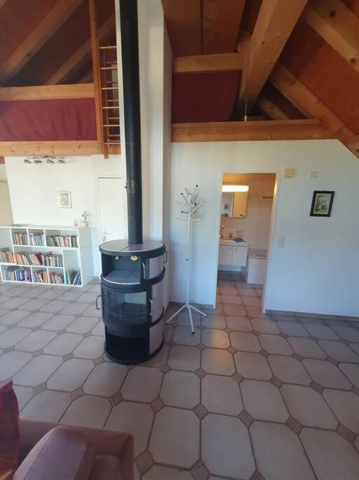 Dachwohnung In Flughafennaehe 클로텐 외부 사진