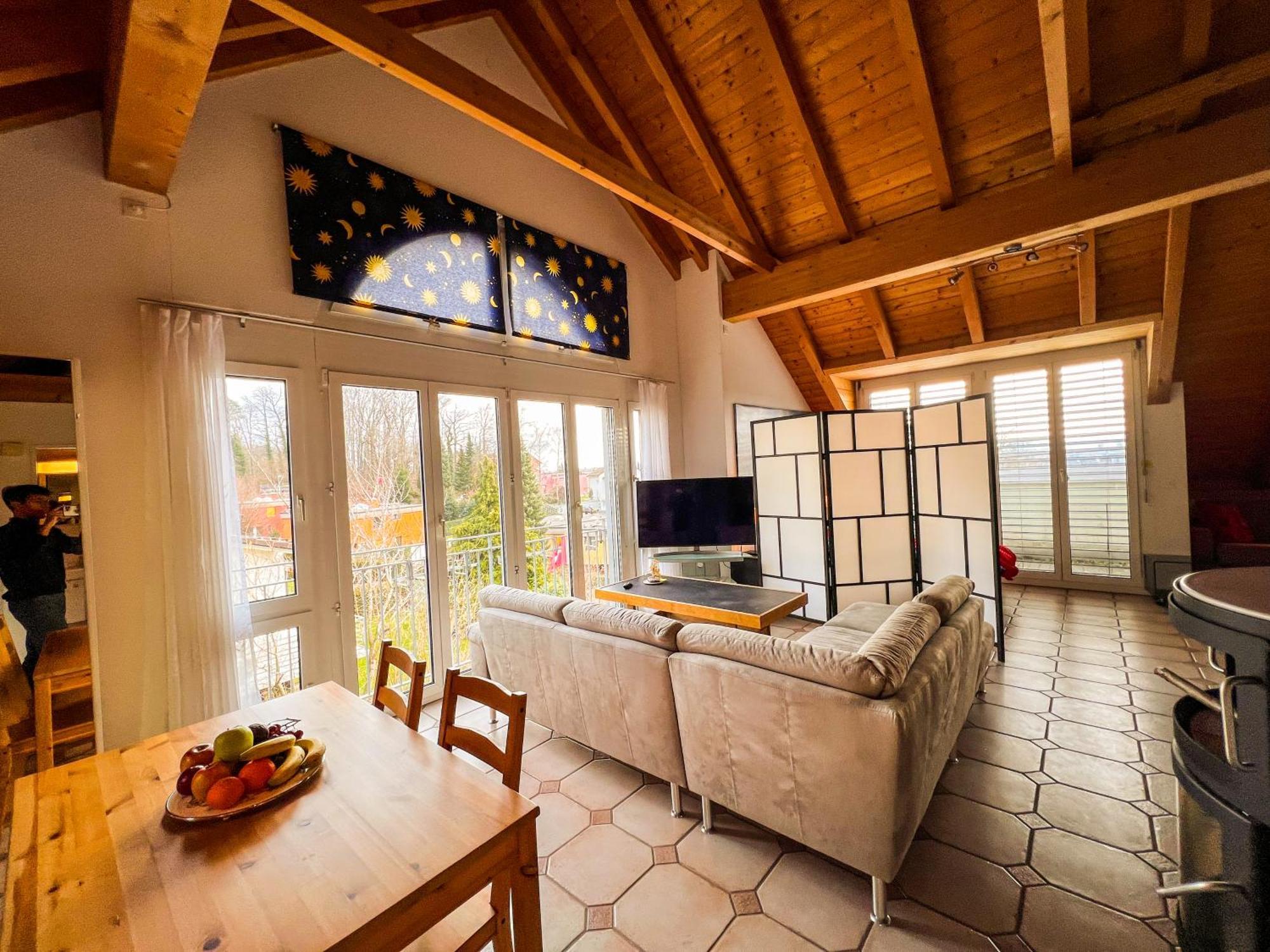 Dachwohnung In Flughafennaehe 클로텐 외부 사진